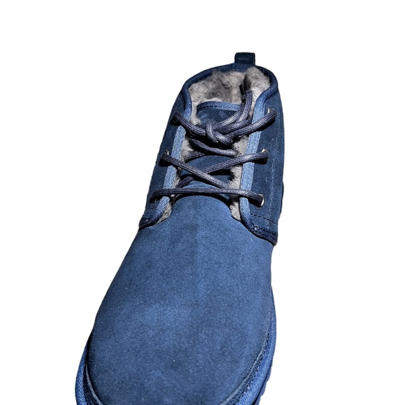 UGG Men's Neumel Boot Chukka Ankle Size 12 Navy Blue - Picture 2 of 4